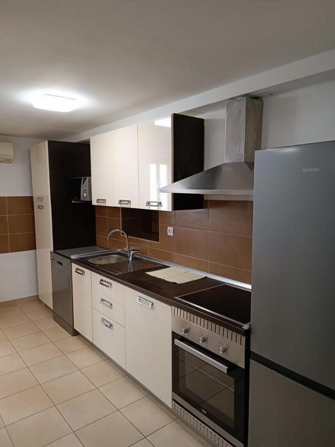 Apartment Dujas Split Bagian luar foto