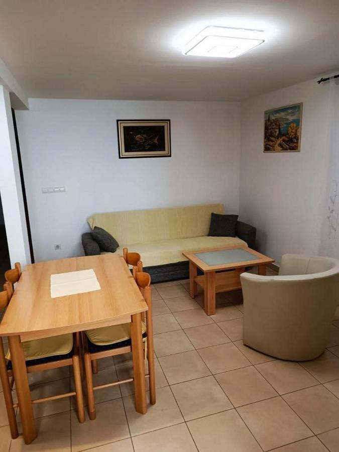 Apartment Dujas Split Bagian luar foto
